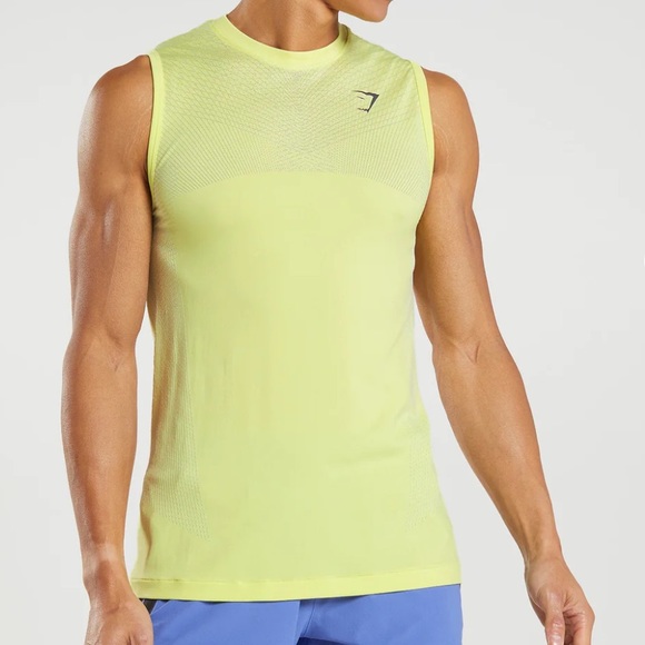 ✅✅GymShark APEX SEAMLESS TANK Firefly Green/white small - Picture 1 of 8